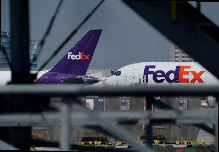 fedex-reaches-tentative-wage-deal-6277