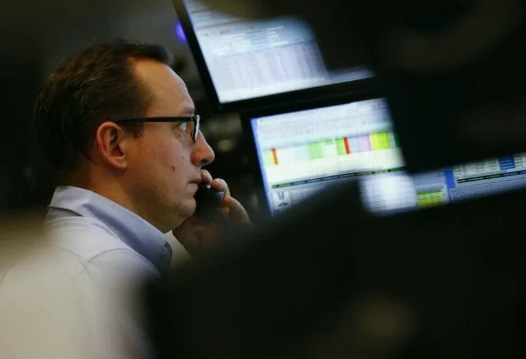 finland-stocks-lower-close-trade-255d