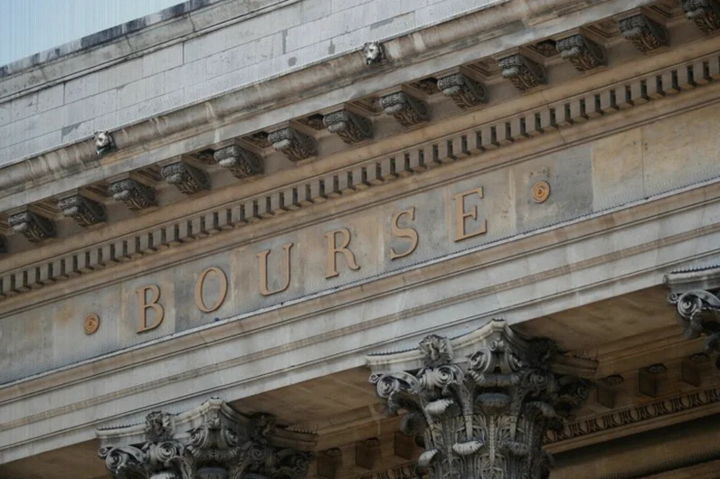 france-stocks-lower-close-trade-1ed9