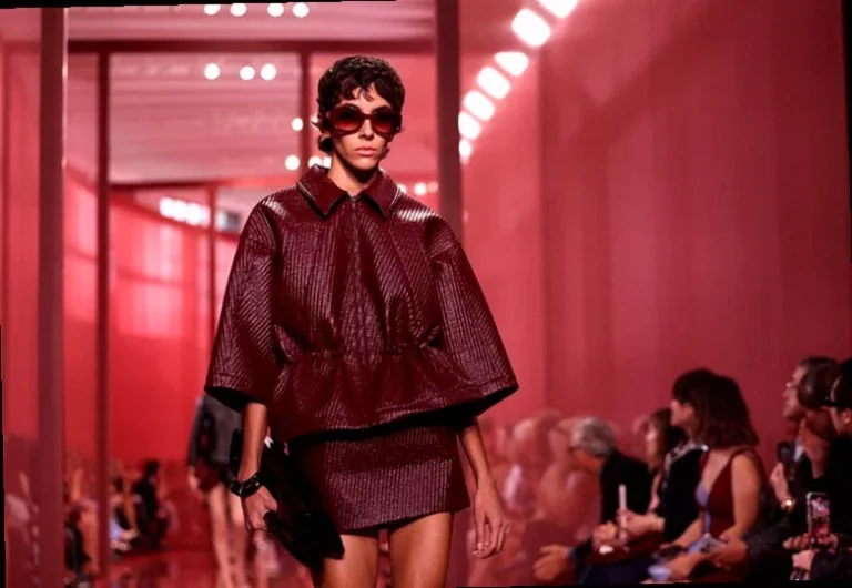 gucci-sales-extend-falls-iran-cfd4