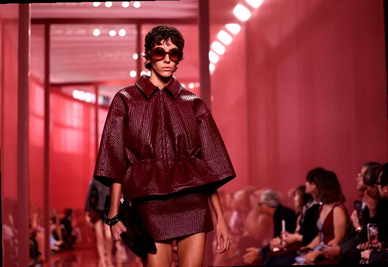 gucci-sales-extend-falls-iran-cfd4