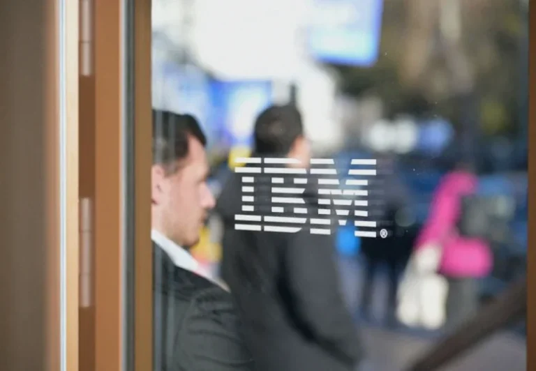 ibm-tops-quarterly-estimates-hybrid-2a0b