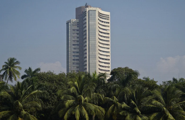 india-stocks-higher-close-trade-3386