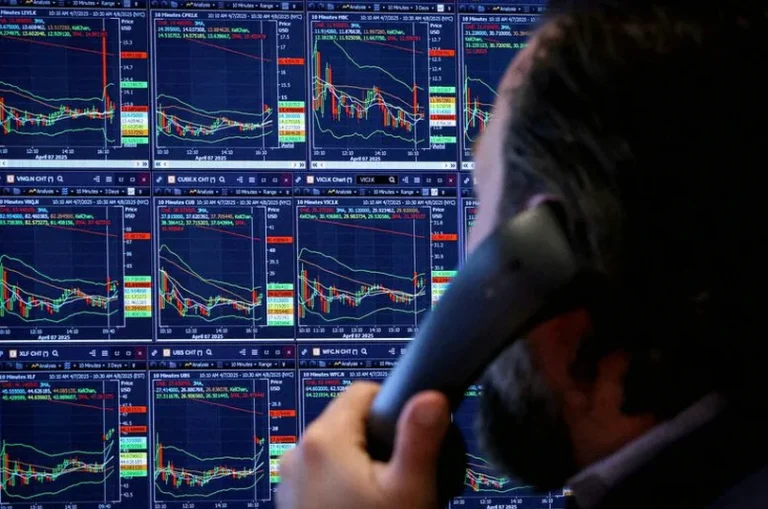 infrastructure-software-stocks-buy-2026-4e0f