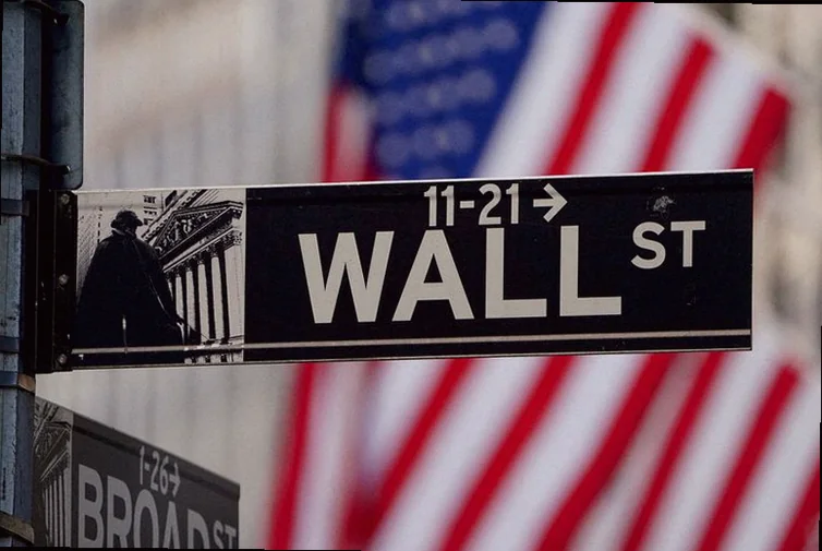 investment-bank-lincoln-international-files-4107