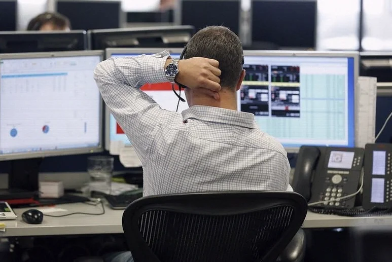 iqe-raises-million-placing-retail-b80e