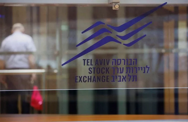 israel-stocks-higher-close-trade-5cc3