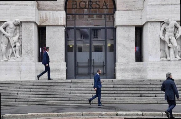 italy-stocks-higher-close-trade-77fc