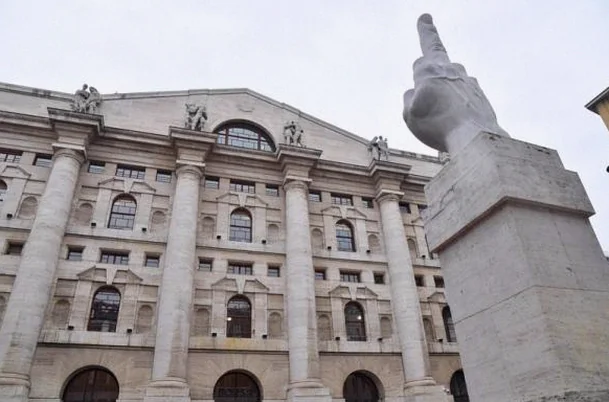 italy-stocks-lower-close-trade-e7cc