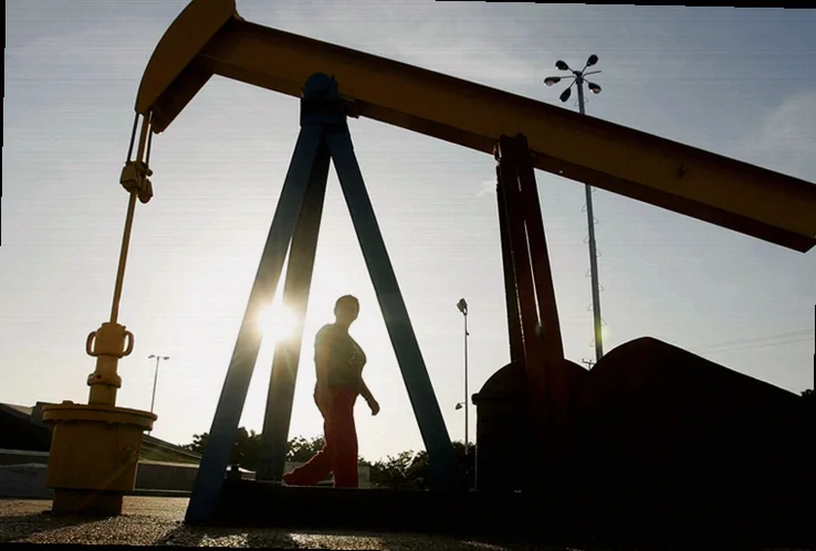 japan-consumer-confidence-drops-sharply-8a3a