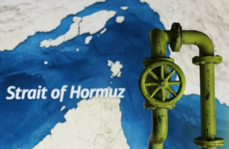 japanese-french-omani-vessels-cross-328c