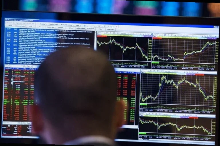 launches-photo-editing-tools-powered-9724