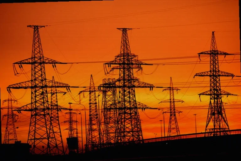 macquarie-group-consortium-nears-billion-e663