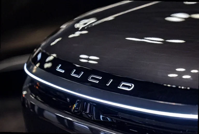 maker-lucid-names-silvio-napoli-4272