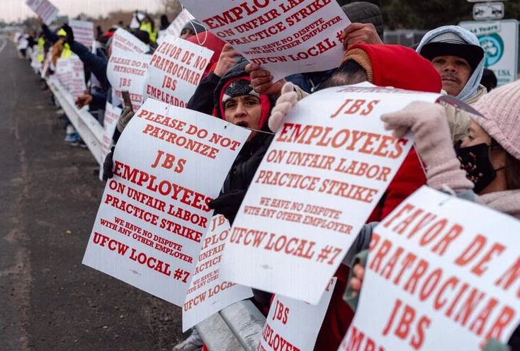 meatpacker-jbs-reaches-tentative-agreement-98c0