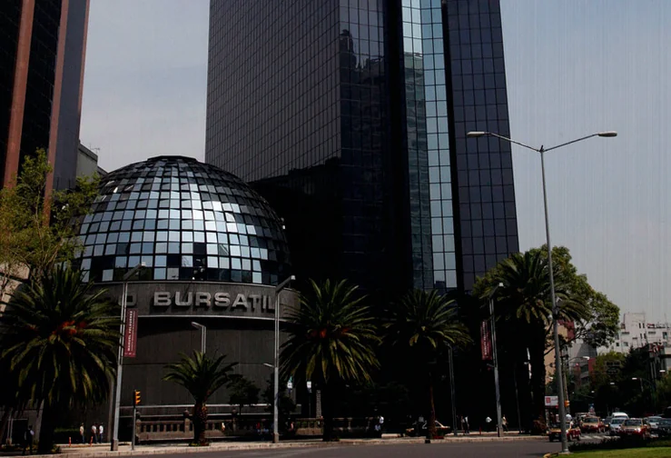 mexico-stocks-higher-close-trade-167f