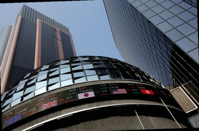 mexico-stocks-higher-close-trade-4858