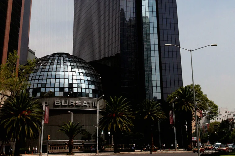 mexico-stocks-lower-close-trade-c6e7
