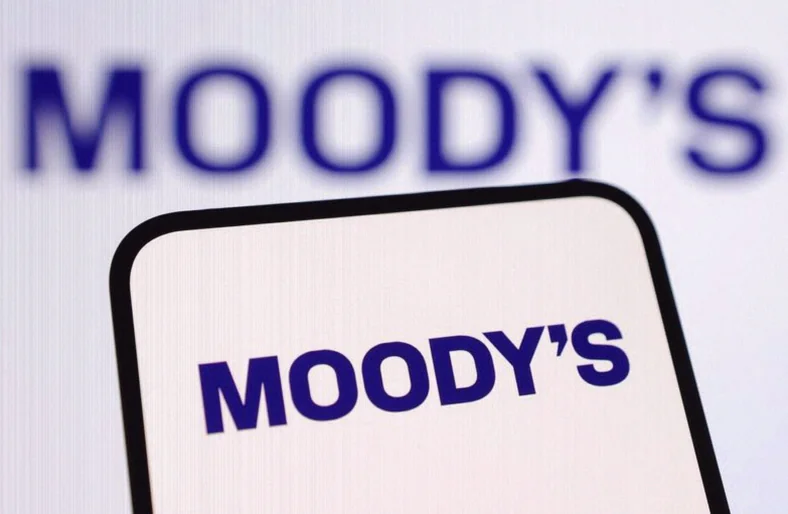 moody-cuts-outlook-bdcs-negative-ad2e