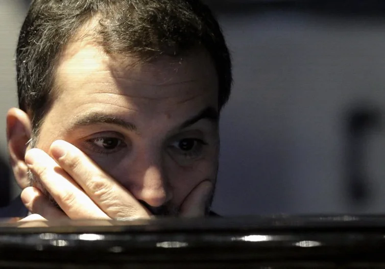 pioneer-bancorp-stock-edges-after-8948