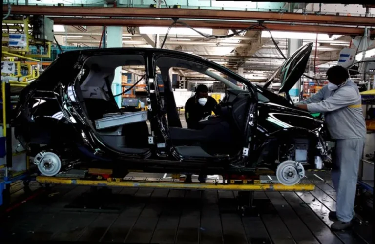 renault-sales-beat-forecasts-strong-b9c7