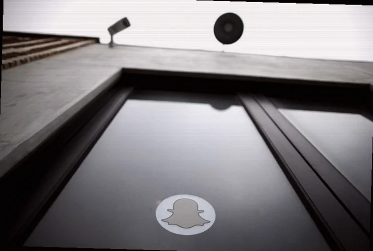 snap-ceo-faces-backlash-coachella-a7c4