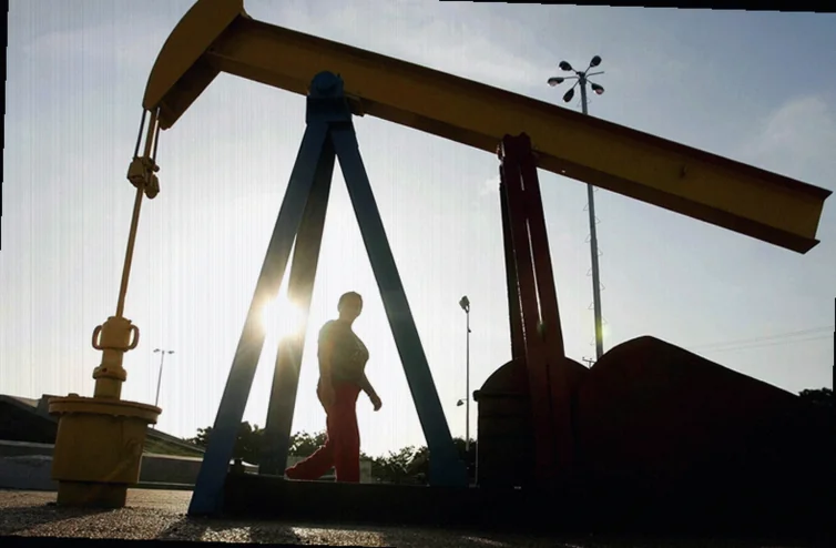 south-korea-central-bank-holds-7506