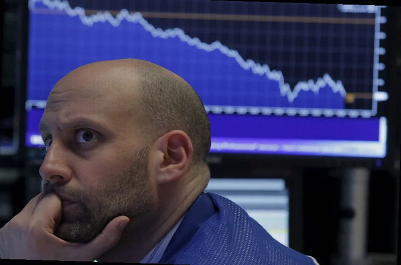 spacex-lines-banks-mega-ipo-33f5