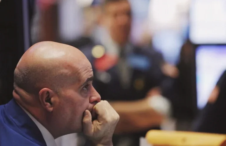 stifel-macau-march-gaming-revenue-b5f5