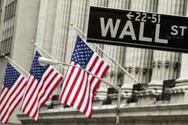 stock-futures-rise-after-trump-6e7e