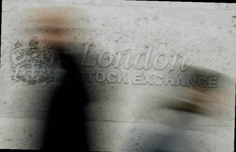 stocks-higher-close-trade-investing-9eee