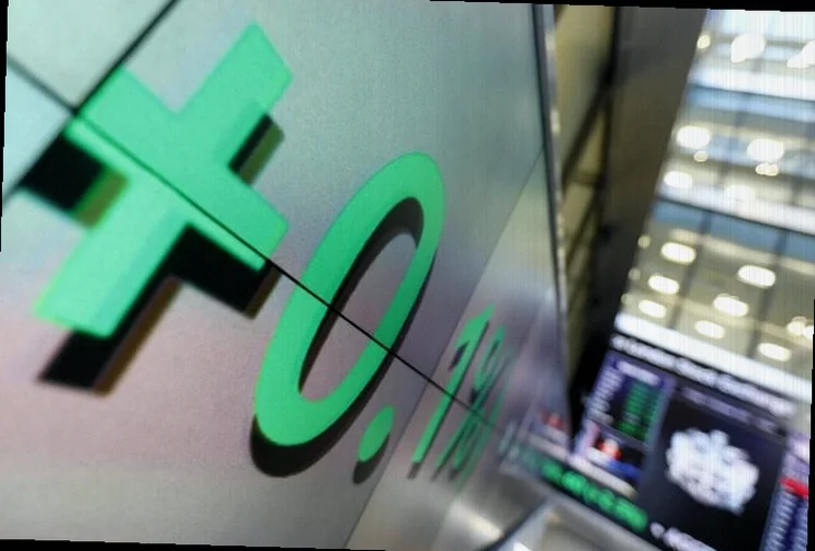 stocks-higher-close-trade-investing-af51