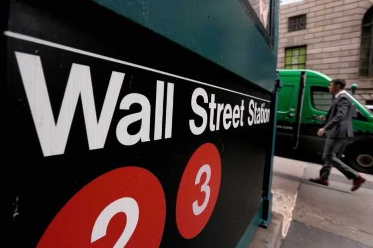 stocks-lower-close-trade-dow-712d