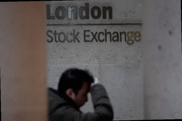 stocks-lower-close-trade-investing-a66d