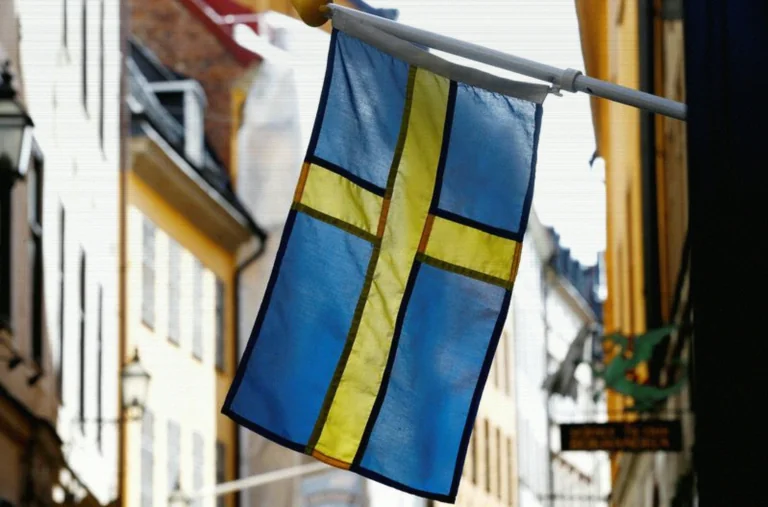 sweden-stocks-higher-close-trade-c237