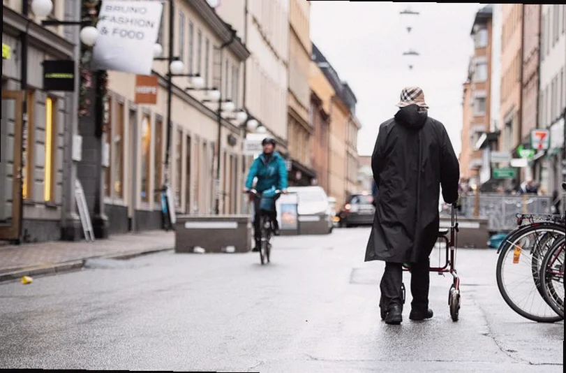 sweden-stocks-lower-close-trade-a1cb