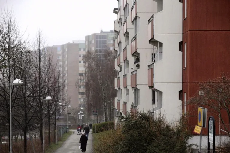 sweden-stocks-lower-close-trade-c25a