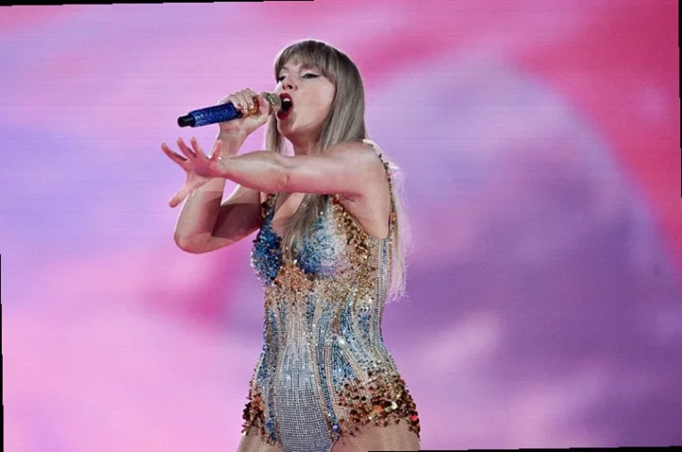taylor-swift-tops-american-music-251e