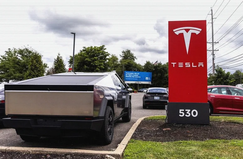 tesla-first-quarter-deliveries-miss-1832