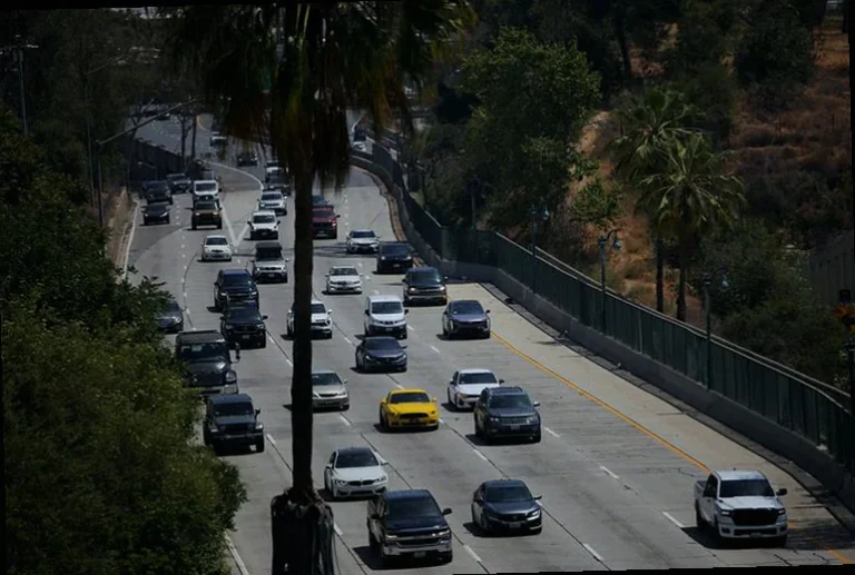 traffic-deaths-fall-lowest-number-26fd