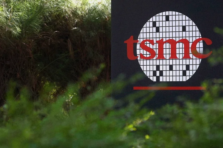 tsmc-net-profit-surges-beats-9694