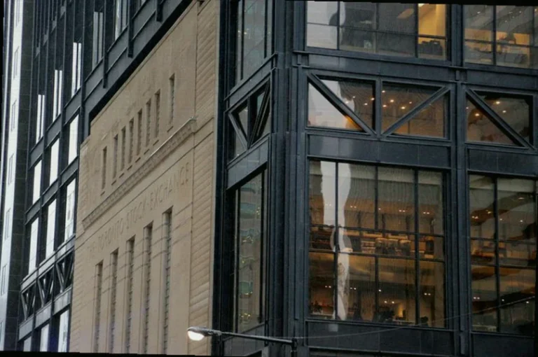 tsx-futures-point-lower-mideast-57a4