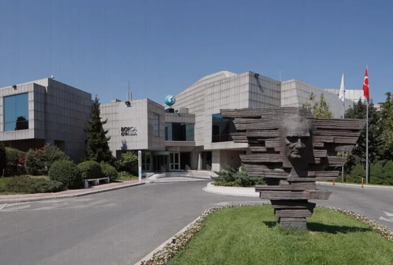 turkey-stocks-lower-close-trade-8c35