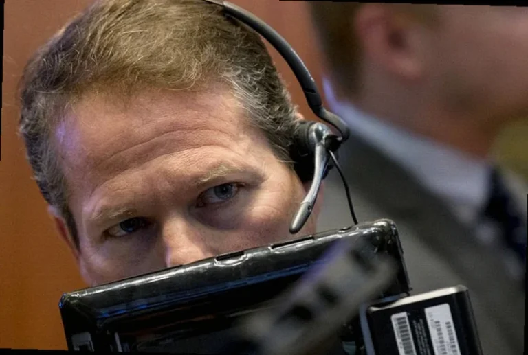 ubs-cuts-bytes-tech-neutral-c312