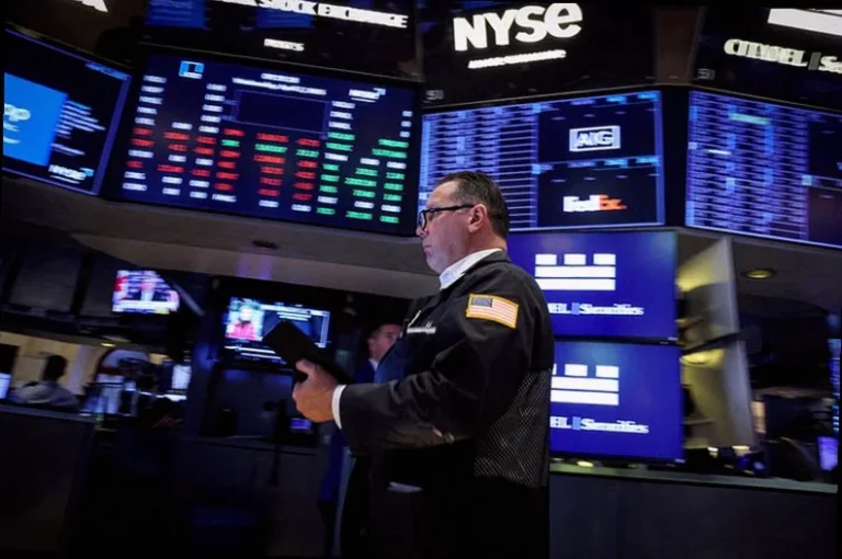 ubs-sees-further-equity-gains-b69f