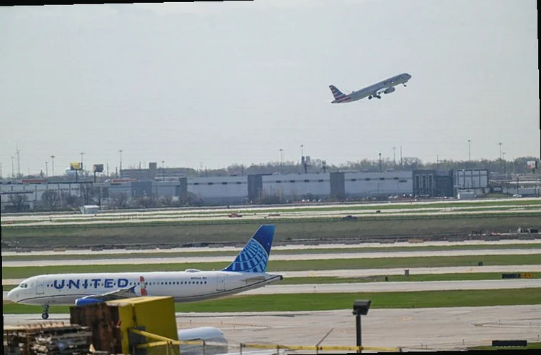 united-airlines-sees-weak-full-cff0