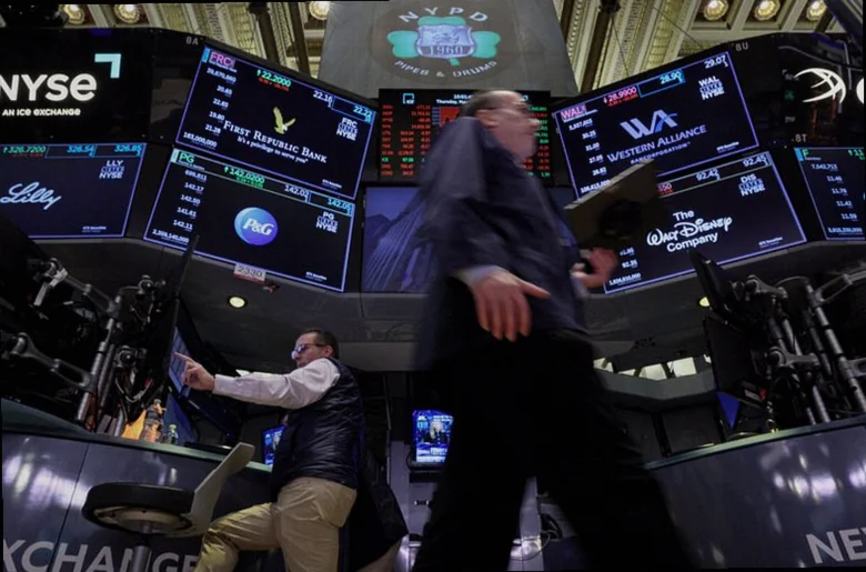 wall-futures-steady-ahead-good-6173