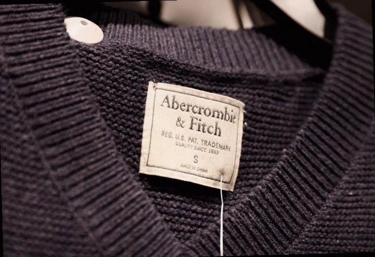 abercrombie-fitch-beats-quarterly-profit-7132