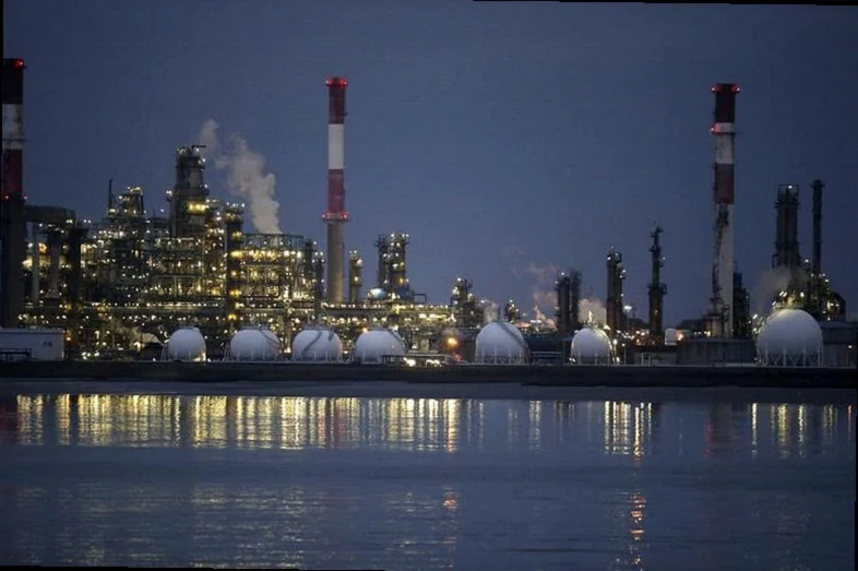 acquire-energy-supplier-ovo-undisclosed-85e3