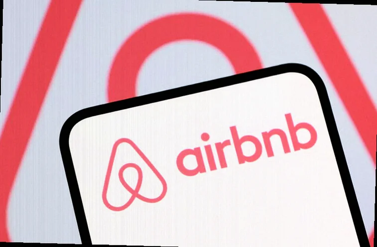 airbnb-flags-middle-east-war-93aa